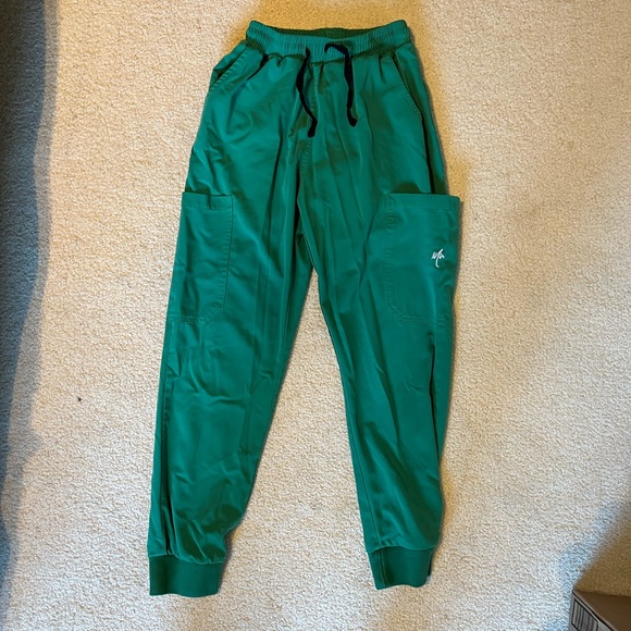 Millennials in Medicine Jogger Scrub Bottoms - Picture 1 of 1